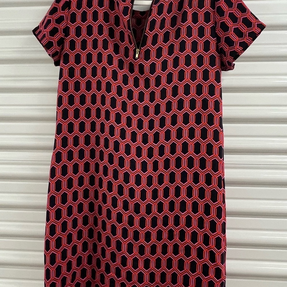 Adrienne Vittadini Black and Red Sheath Mini Dress Size 6 - Picture 4 of 6